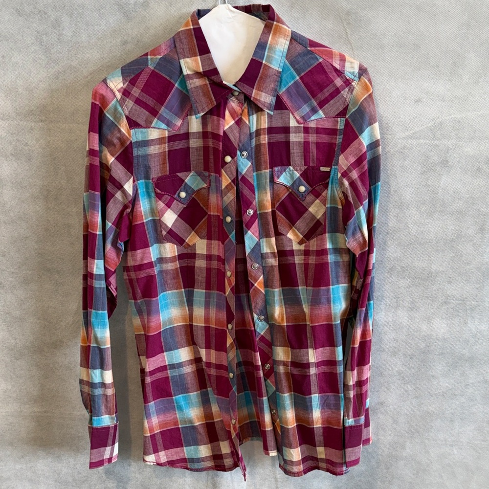Women's M Multicolor Plaid Shirt